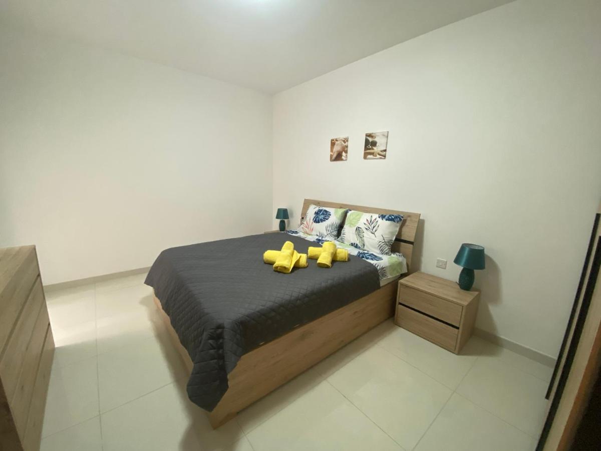 Sunshine Apartments Mellieha - Modern Three Bedroom Ground Floor Apartment With Yard المظهر الخارجي الصورة